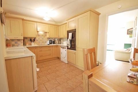 22 Hance Lane, Rayne, Braintree, CM77 6TH