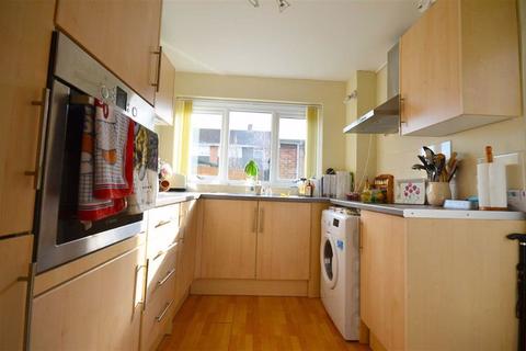 3 Fairford Way, Gloucester, GL4 4AY