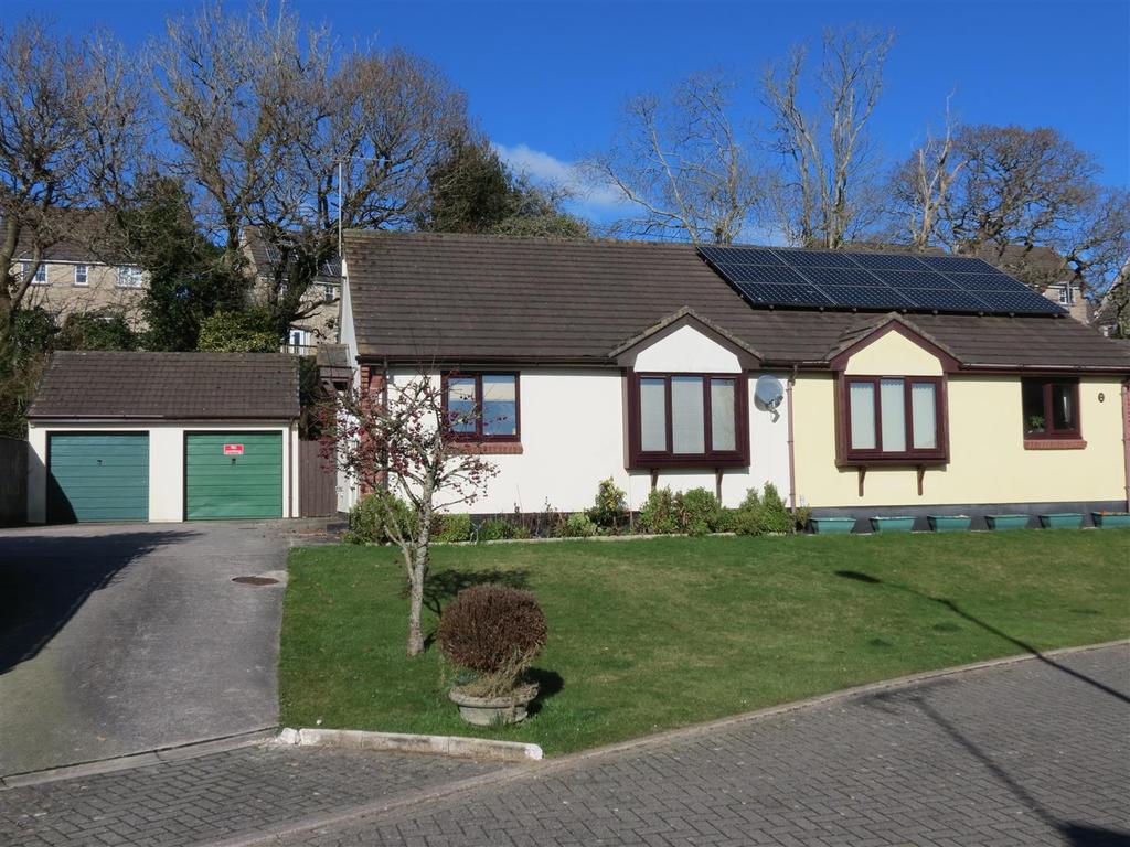 Jubilee Meadow, St. Austell 2 bed semidetached bungalow £225,000