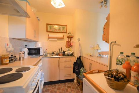 26 Beech Close, Hardwicke, Gloucester, GL2 4YE
