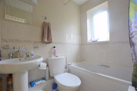 26 Beech Close, Hardwicke, Gloucester, GL2 4YE