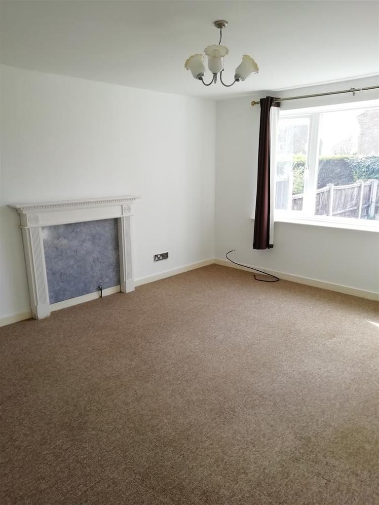 Willow Road, Balderton 2 bed semidetached house £595 pcm (£137 pw)