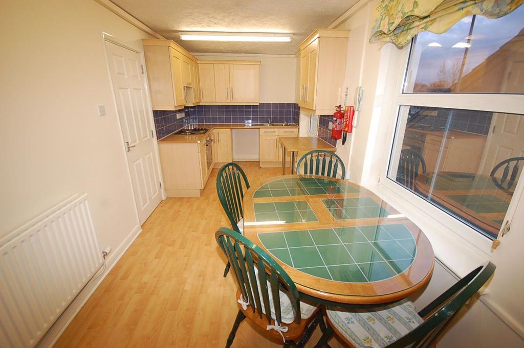 Northgate, Sleaford 2 bed flat £550 pcm (£127 pw)