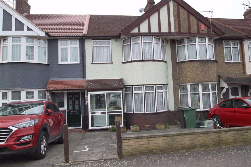 Waltham Way, Chingford 3 bed terraced house £450,000