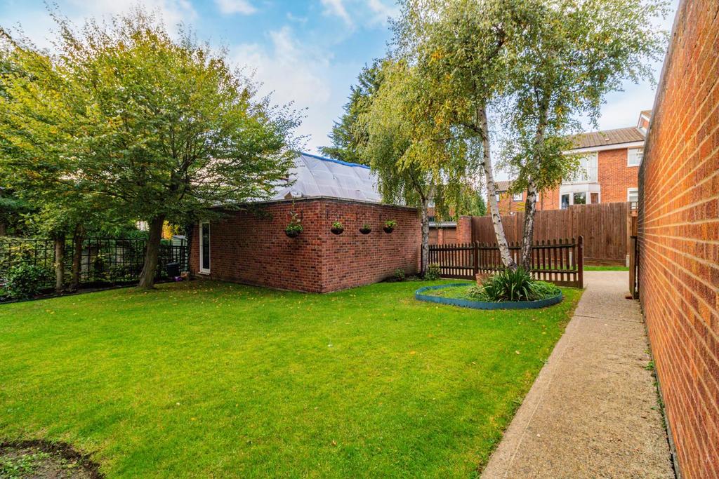 Dower House-15-Manorgate-Road-Kingston-Upon-Thames