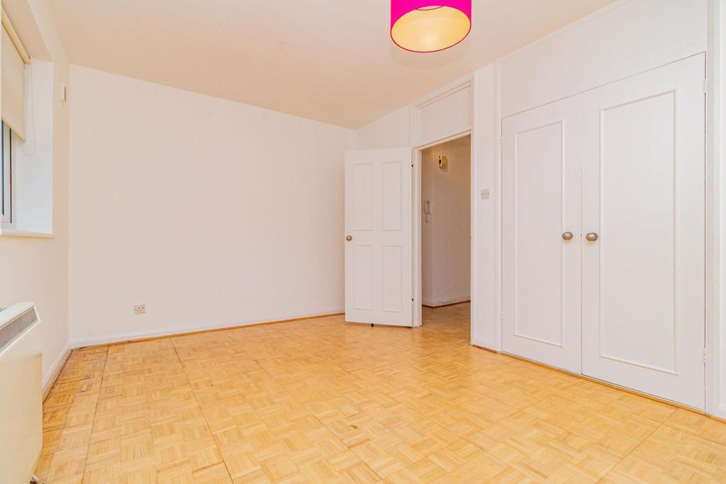 Dower House-15-Manorgate-Road-Kingston-Upon-Thames