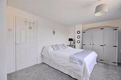40 Barnes Way, Worcester, WR5 3AP