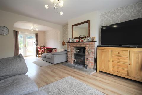 17 Coplow Avenue, Tean, Stoke-on-trent, ST10 4JQ