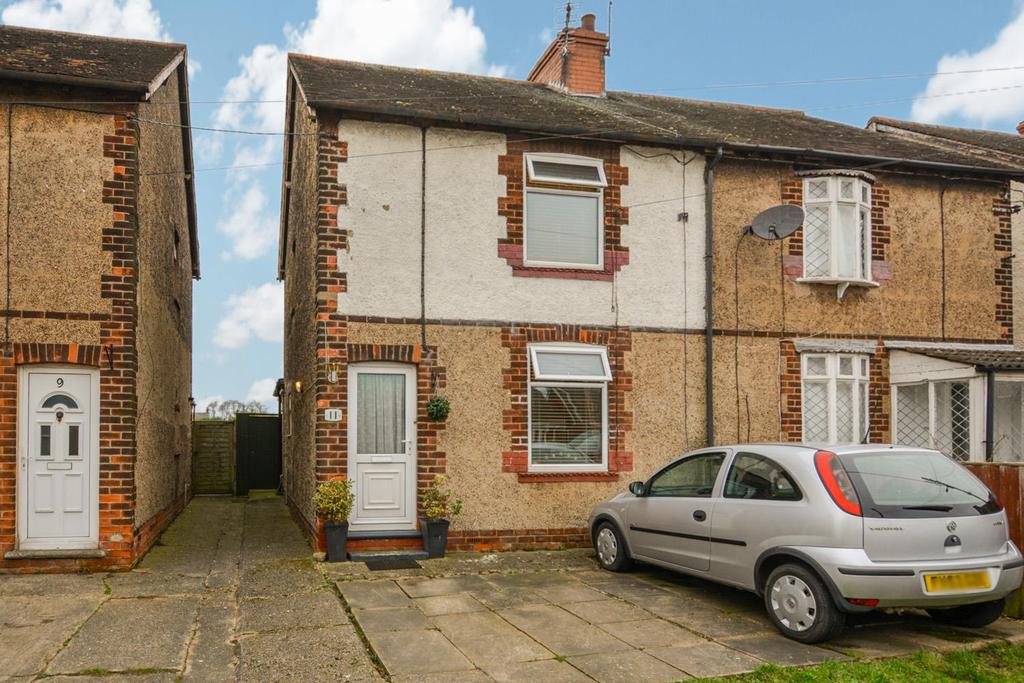 Southfield Road, Winterton, Scunthorpe 3 bed semidetached house £105,000