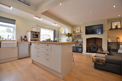 44 Abbott Road, Mansfield, NG19 6DD