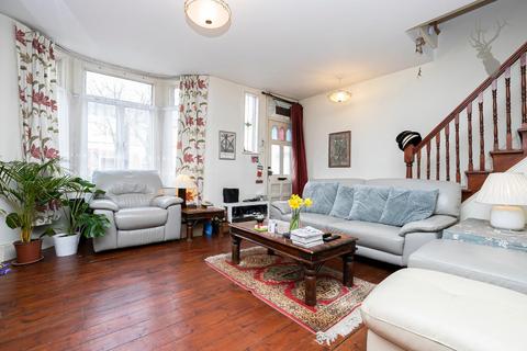 30 Liverpool Road, London, E10 6DN