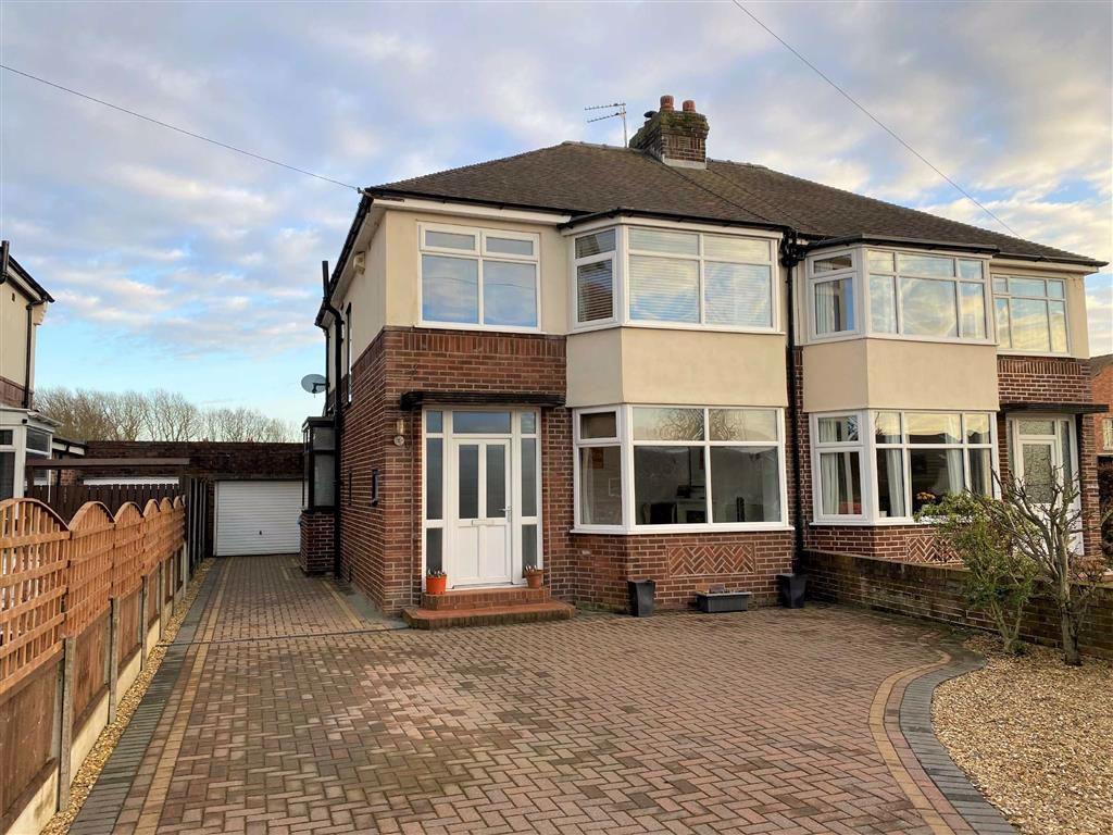Mythop Road, Lytham 3 bed semidetached house £325,000
