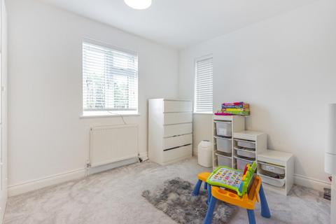 5 Marsham Close, Chislehurst, BR7 6JD
