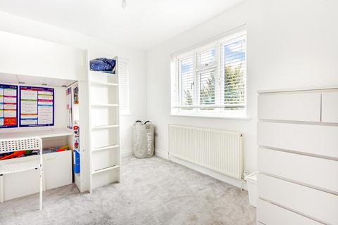 5 Marsham Close, Chislehurst, BR7 6JD