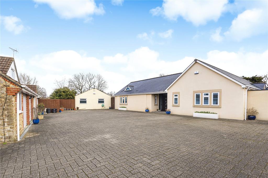 Stratton, Swindon, SN3 4 bed bungalow for sale £820,000