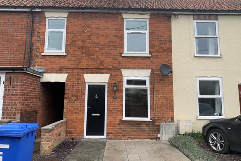 3 bedroom terraced house to rent, Ravensmere, Beccles
