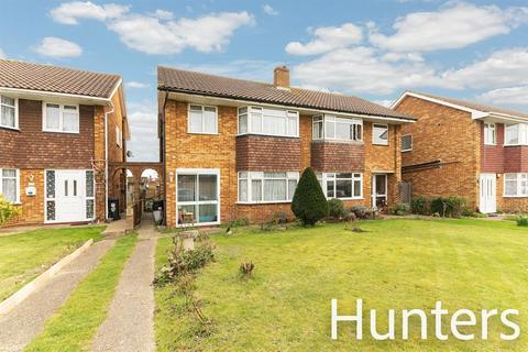 15 Fairmead Close, Hounslow, TW5 9JB