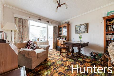 15 Fairmead Close, Hounslow, TW5 9JB