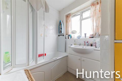 15 Fairmead Close, Hounslow, TW5 9JB