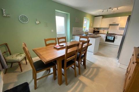 2 Austen Close, Northampton, NN5 4WF