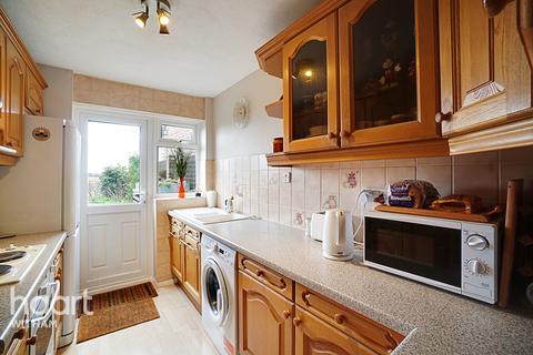 16 Abraham Drive, Silver End, Witham, CM8 3SP