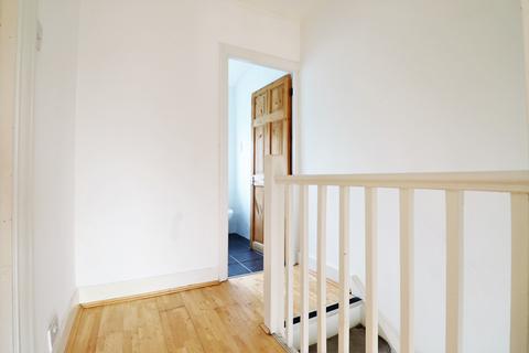 80 Canon Road, Bromley, BR1 2SP