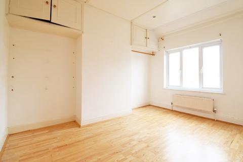 80 Canon Road, Bromley, BR1 2SP