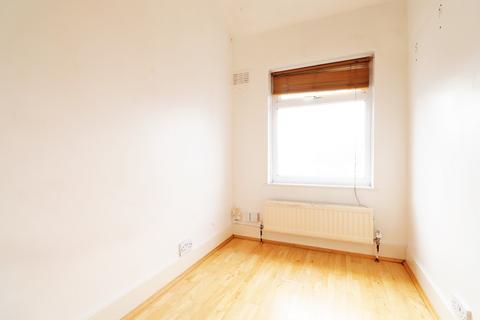 80 Canon Road, Bromley, BR1 2SP
