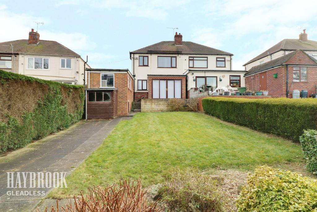 Kirkby Avenue, Sheffield 3 bed semidetached house £190,000
