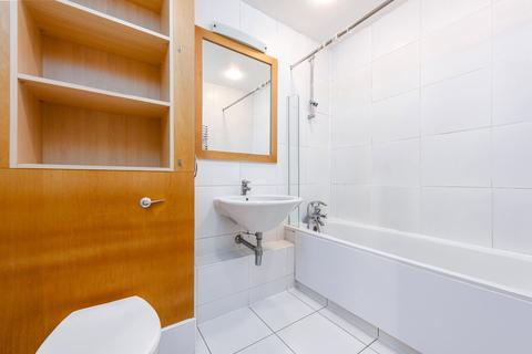 undefined, Flat 3, 23 West Tenter Street, London