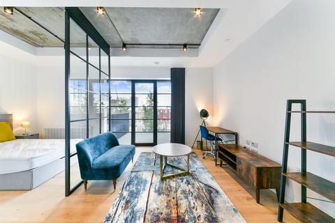 Studio to rent, Serapis House, Goodluck Hope, London, E14