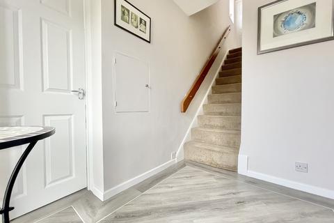 8 Lancaster Close, Wellesbourne, Warwick, CV35 9JF