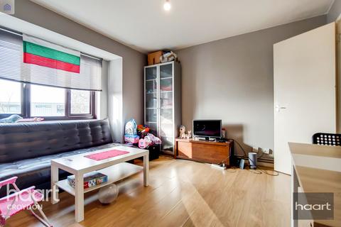 39 Ludford Close, Croydon, CR0 4BY