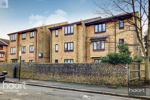 39 Ludford Close, Croydon, CR0 4BY