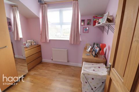 13 Brierley Close, Luton, LU2 8TP
