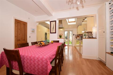 25 Pelton Avenue, Sutton, SM2 5NN