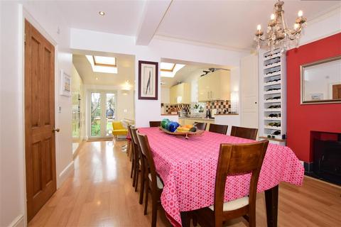 25 Pelton Avenue, Sutton, SM2 5NN