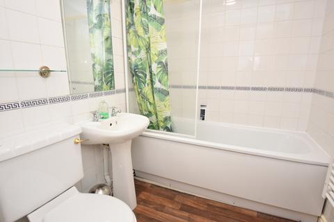 23 Vineys Yard, Bruton, BA10 0EU