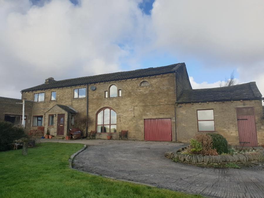 Overgreenroyd Farm, Mount Tabor, Halifax HX2 0UA 3 bed farm house £