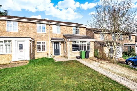 4 bedroom semi-detached house to rent, Green Park Close, Winchester, Hampshire, SO23