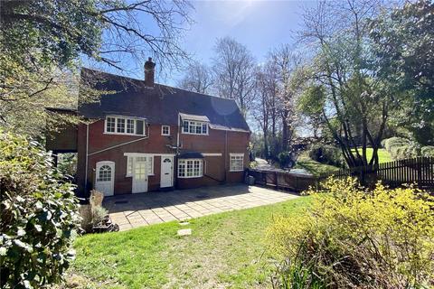 3 bedroom detached house to rent, Clappins Lane, North Dean, Buckinghamshire, HP14