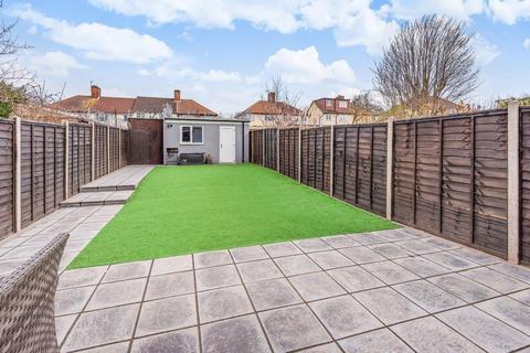 16 Holmdale Road, Chislehurst, BR7 6BZ