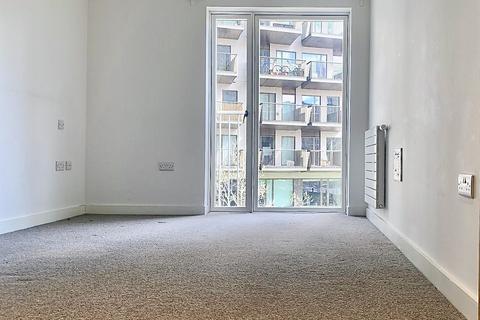 2 bedroom apartment to rent - Maud Street, London, E16