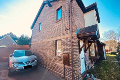 33 Collingwood Way, Shoeburyness, Southend-on-sea, SS3 8BT