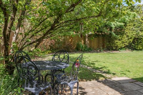 17 Winterbourne, Horsham, RH12 5JW