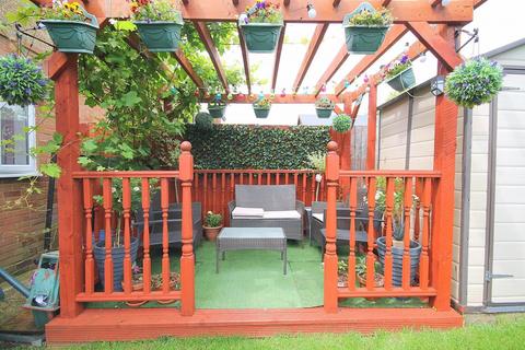 181 Bedfont Close, Feltham, TW14 8LQ