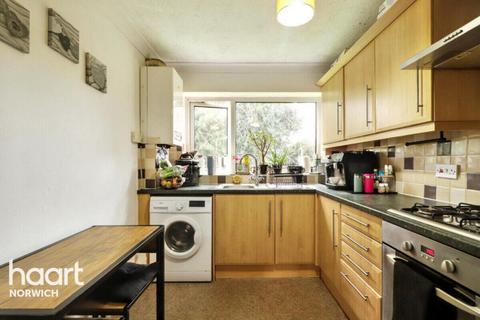 undefined, Lilian Close, Norwich