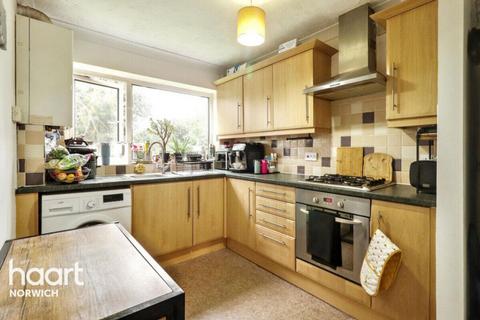 1 bedroom apartment to rent, Lilian Close, Norwich