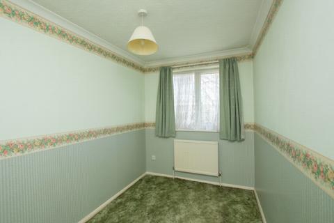 30 Pine Way, Folkestone, CT19 4QL
