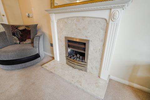 9 Cattlins Close, Cheshunt, Waltham Cross, EN7 5RD